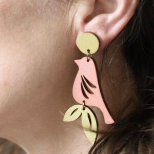 Pendientes de madera pájaros