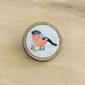 Broche Camachuelo